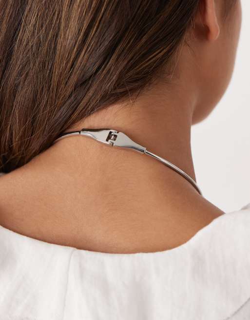 Reclaimed Vintage - Collier ras de cou avec roses en argent poli, 3 de 3