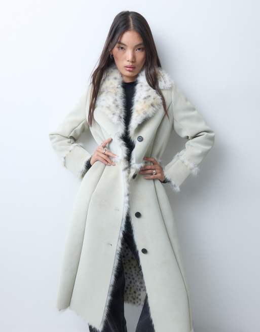 Reclaimed Vintage contrast animal faux fur longline coat in white, 4 of 5