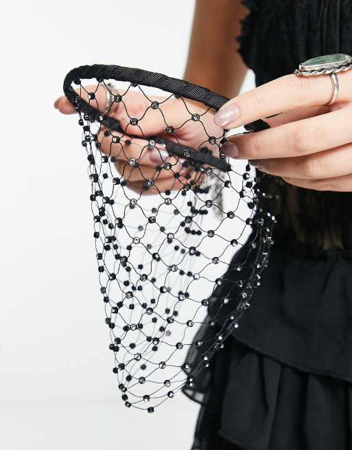 Reclaimed Vintage - Copricapo nero con strass, 4 di 4