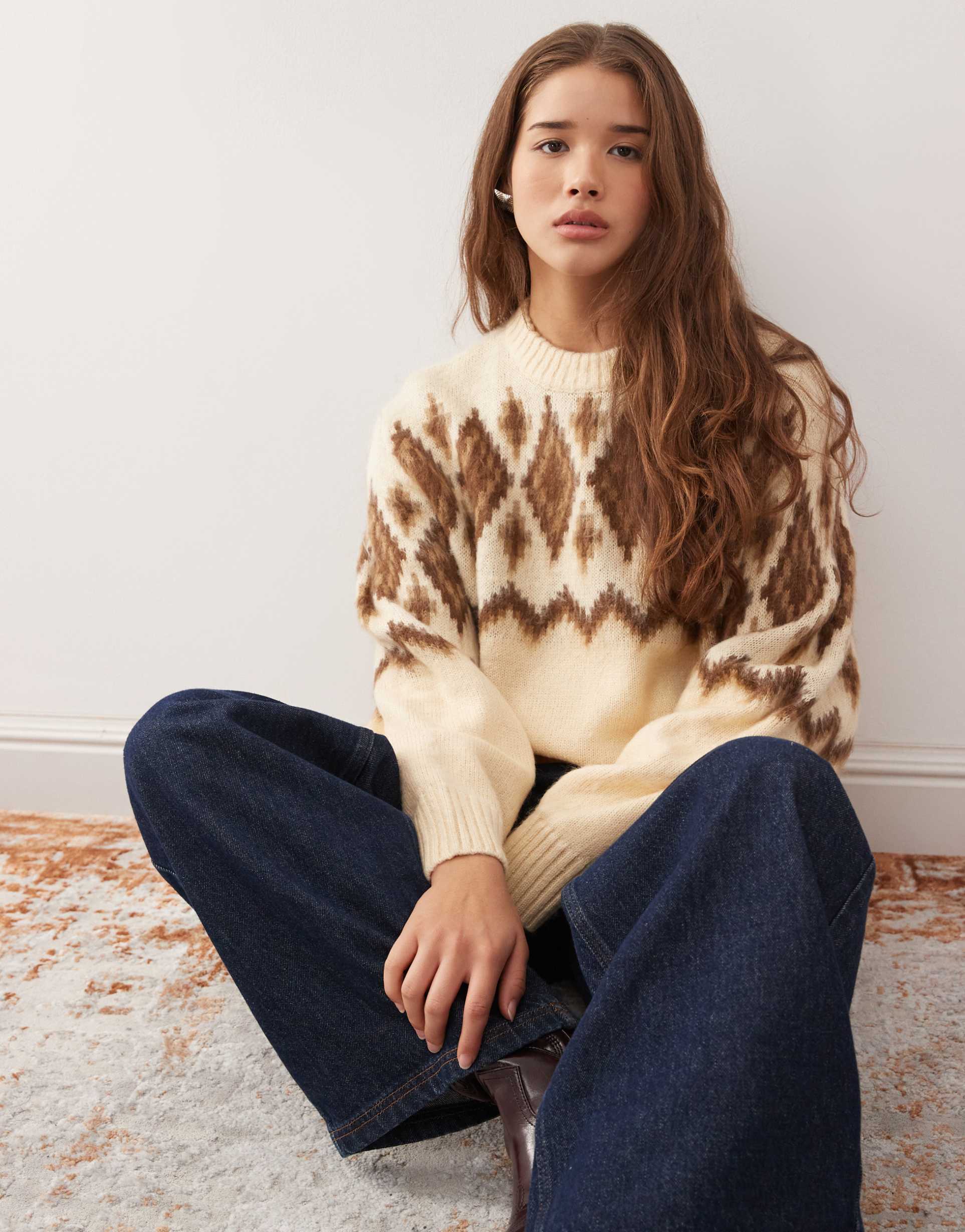 reclaimed vintage crew neck knit sweater in cream fairisle pattern
