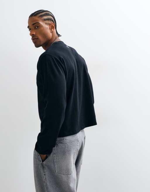 Reclaimed Vintage cropped boxy langærmet T-shirt i sort, 2 af 5