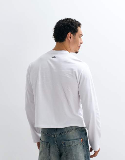 Reclaimed Vintage cropped boxy long sleeve t-shirt in white, 3 of 5