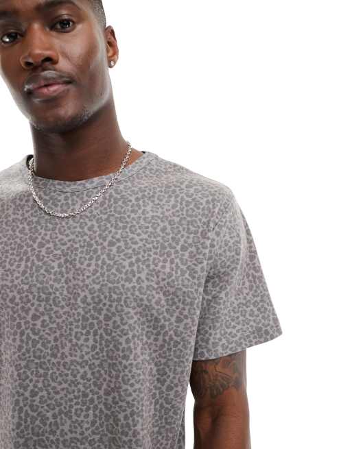 Reclaimed Vintage cropped boxy t-shirt in faded leopard print | ASOS