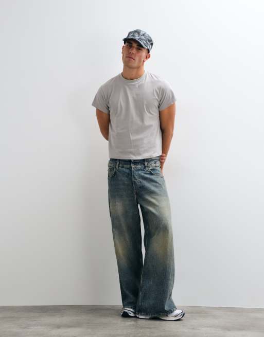 Reclaimed Vintage cropped boxy T-shirt in grijs, 2 van 5