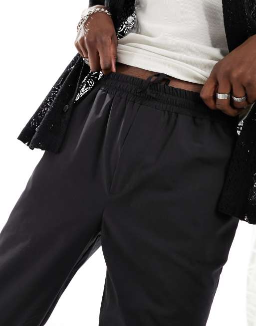 Reclaimed vintage cropped relaxed pants in black, 3 of 4