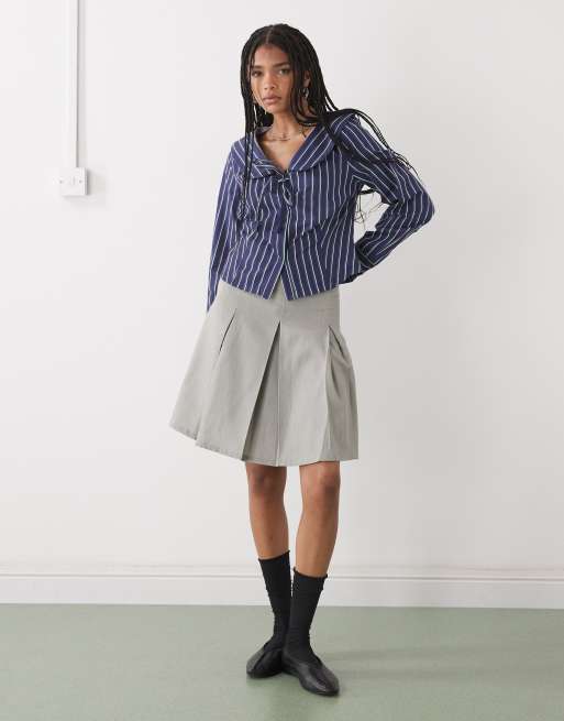 Reclaimed Vintage cropped shirt with collar and tie front in blue and green stripe, 2 of 4