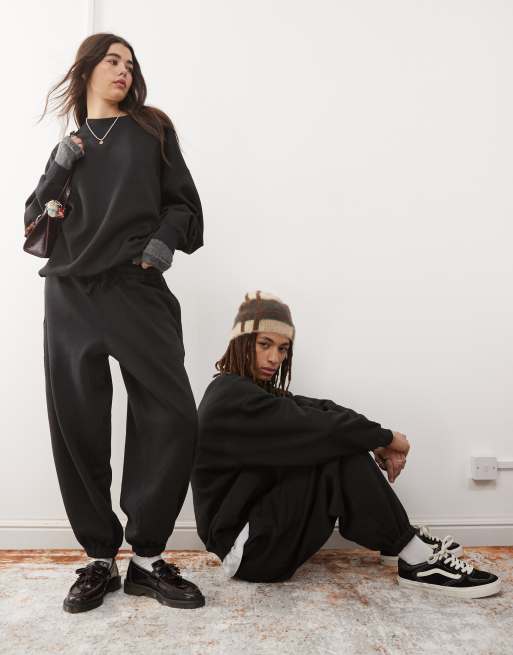 Reclaimed Vintage – Czarna bluza dresowa unisex o fasonie oversize, część zestawu