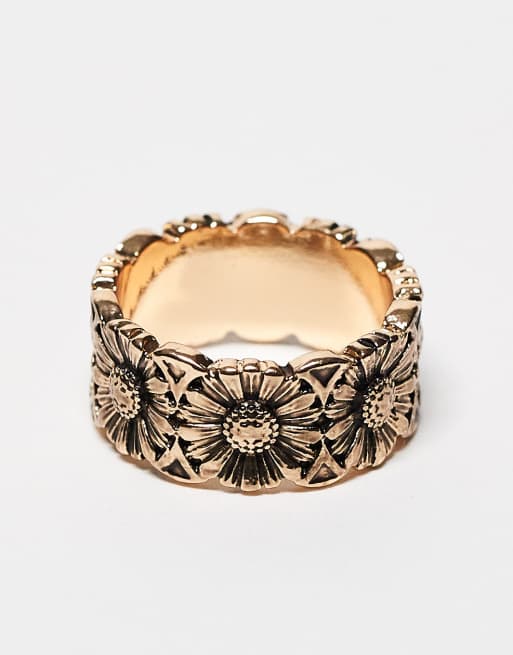 Reclaimed Vintage daisy ring in gold