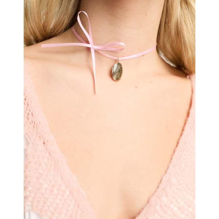 Vintage delicate gold shop necklace