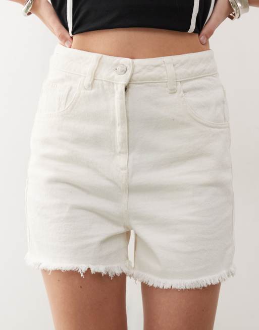 Reclaimed Vintage denim high waisted mom shorts with raw hem in ecru wash, 5 of 5