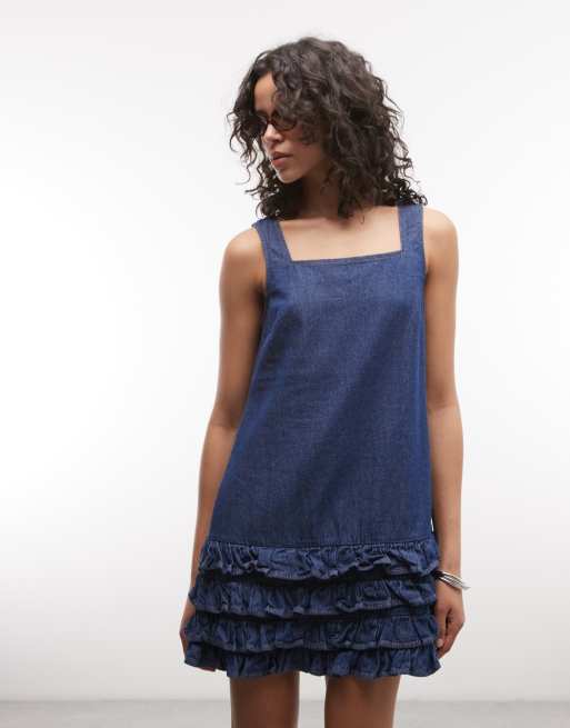 Reclaimed Vintage - Denim mini cami-jurk met ruches in middenblauw
