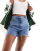 Thumbnail 1 van 5