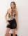 Thumbnail 1 van 5