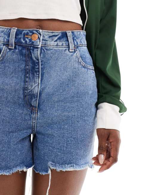 Reclaimed Vintage denim mom shorts in washed blue ASOS