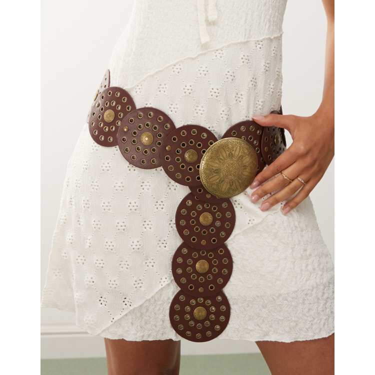 Reclaimed Vintage disc belt in brown | ASOS display picture 2