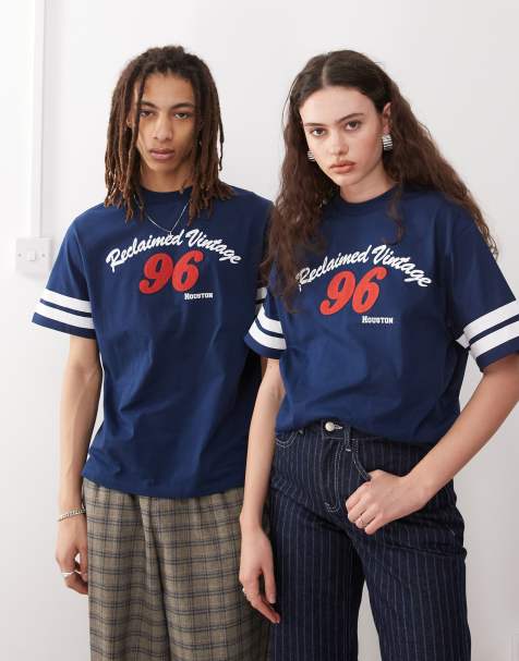 Reclaimed Vintage – Dopasowany granatowy T-shirt unisex o pudełkowym kroju i krótkim fasonie z grafiką w uczelnianym stylu - view 1
