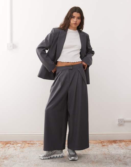 Reclaimed Vintage double pleat pants in grey (part of a set)