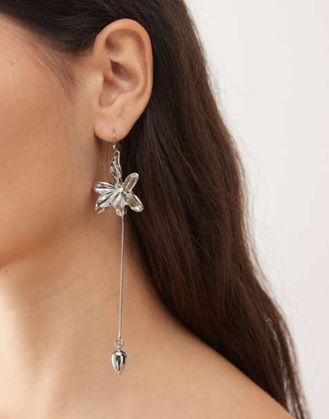 Reclaimed Vintage drop earrings with flowers in silver - view 1