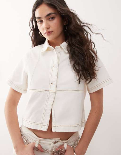 Reclaimed Vintage - Ecrufarvet cropped cowboyskjorte i denim - Del af sæt