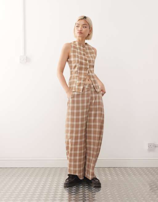 Reclaimed Vintage – Elegante, karierte Barrel-Leg-Hose, Kombiteil
