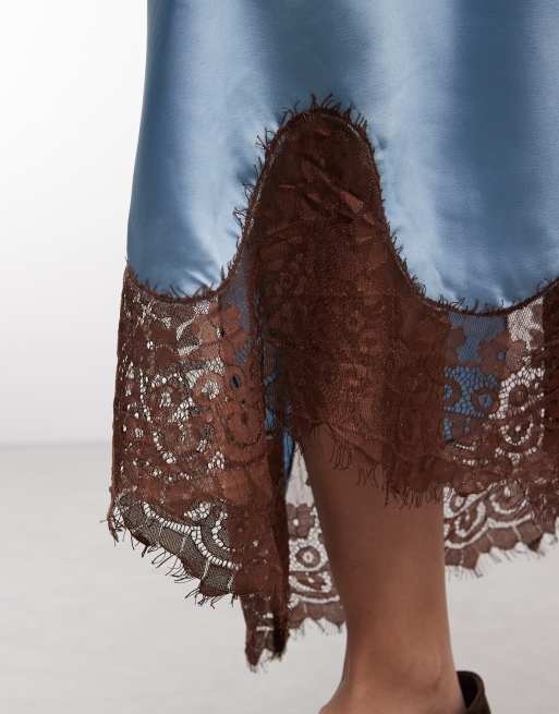 Reclaimed Vintage - Falda asimétrica con encaje azul y encaje marrón, 3 de 5