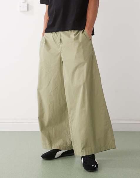 Reclaimed Vintage – Fallschirmhose in hellem Khaki mit weitem Bein - view 1