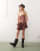 Thumbnail 1 van 5
