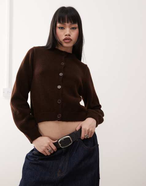 Reclaimed Vintage – Figurbetonte Strickjacke in Schokoladenbraun mit Rundhalsausschnitt - view 1