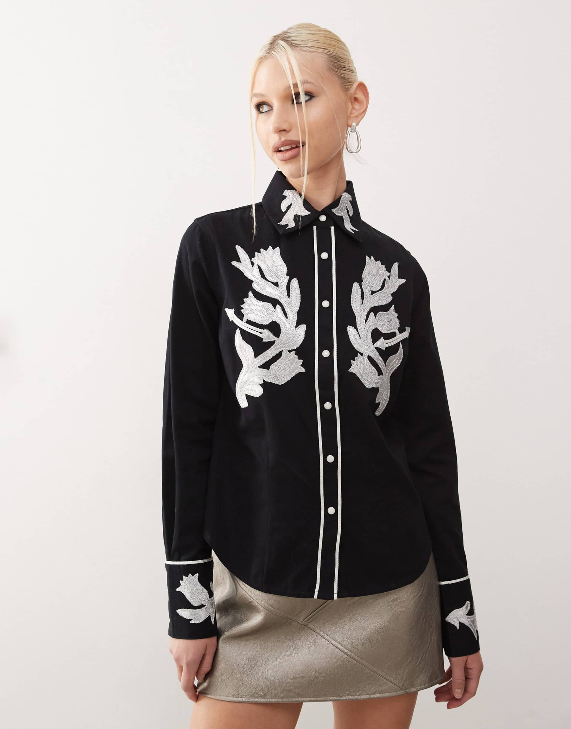 reclaimed vintage fitted shirt with western detail in black