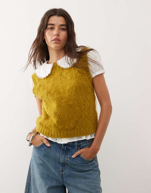 Reclaimed Vintage – Flauschiger Strickpullunder in Olivgrün mit Pointelle-Design 