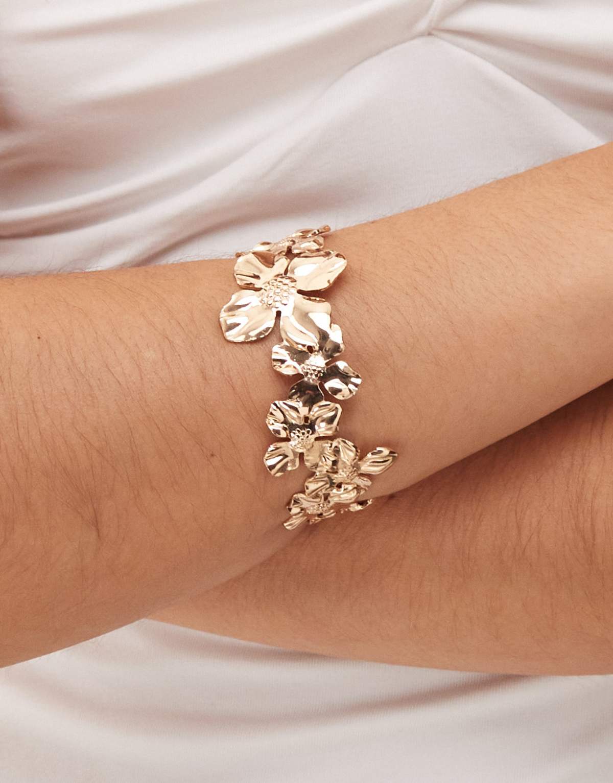 Reclaimed Vintage flower bangle in gold