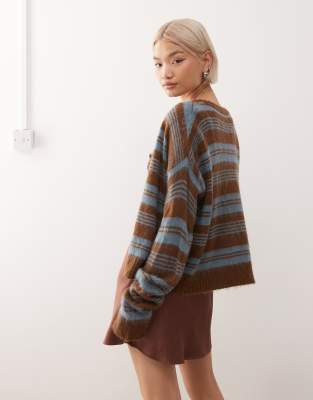 トップス vintage brown faded cardigan Reclaimed Vintage fluffy knit boxy cardigan in brown and