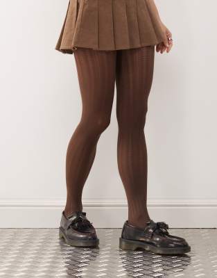 Reclaimed Vintage - Gerippte Strumpfhose in Schokobraun-Brown