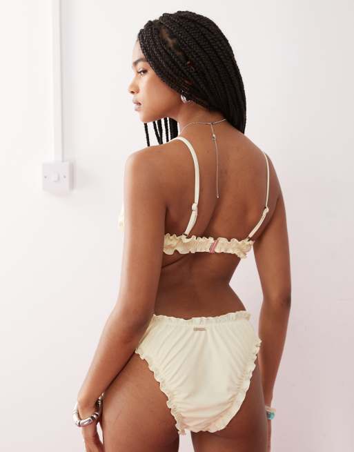 Reclaimed Vintage - Gesmokt aangerimpeld bikinitopje in crème, 4 van 4