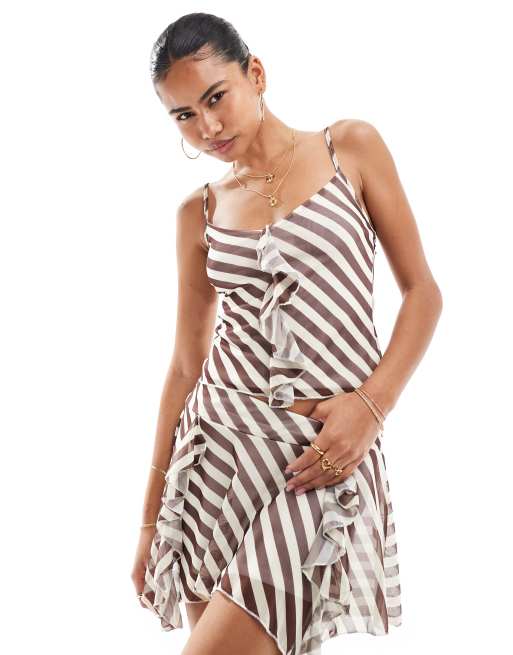 Reclaimed Vintage – Gestreiftes Netzstoff-Camisole mit gerüschter Vorderseite