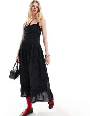 Reclaimed Vintage - Gestuftes Cowgirl-Midikleid im Westernstil in Schwarz