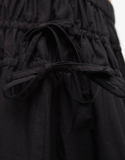 Reclaimed Vintage - Gonna midi a palloncino nera con laccetti laterali, 4 di 5