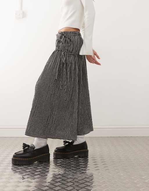Reclaimed Vintage - Gonna midi nera a quadri con fiocchi, 2 di 5