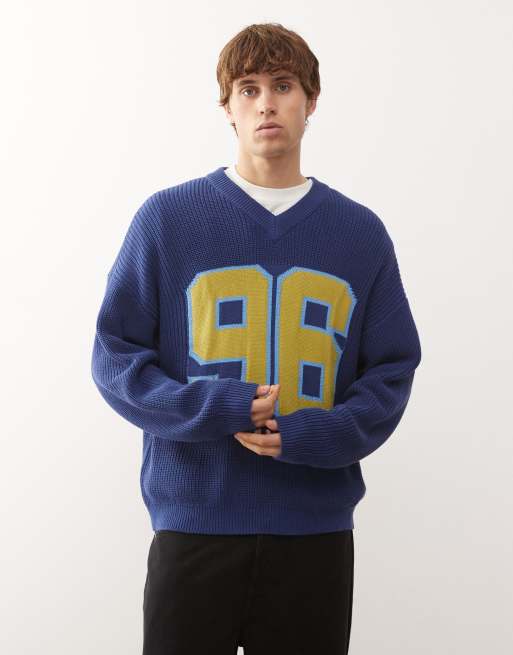 Reclaimed Vintage – Granatowy luźny dzianinowy sweter o grubym splocie z dekoltem w szpic