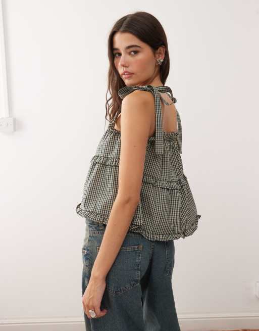 Reclaimed Vintage - Grøn- og blåternet camitop med smock samt bindebånd og flæser, 3 af 4