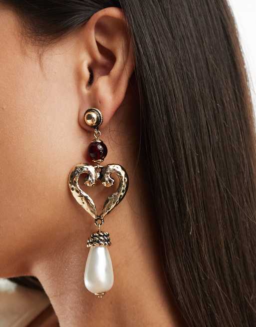 Reclaimed Vintage - Grosses boucles d'oreilles avec perle fantaisie - Doré vieilli
