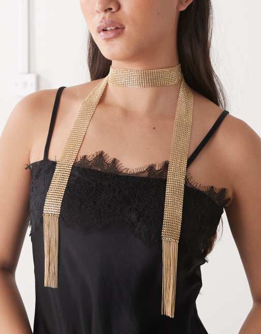 Reclaimed Vintage – Guldfärgad scarf i ringbrynjestil