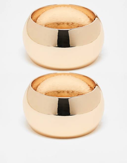 Reclaimed Vintage – Guldfärgade, stora armringar, 2-pack