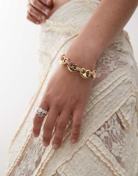 Reclaimed Vintage - Guldfarvet armbånd med hjerteformede kædeled - view 1