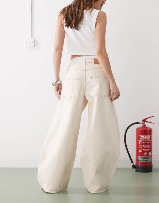 Reclaimed Vintage – Gulvita jeans med vida barrelben, 3 av 5