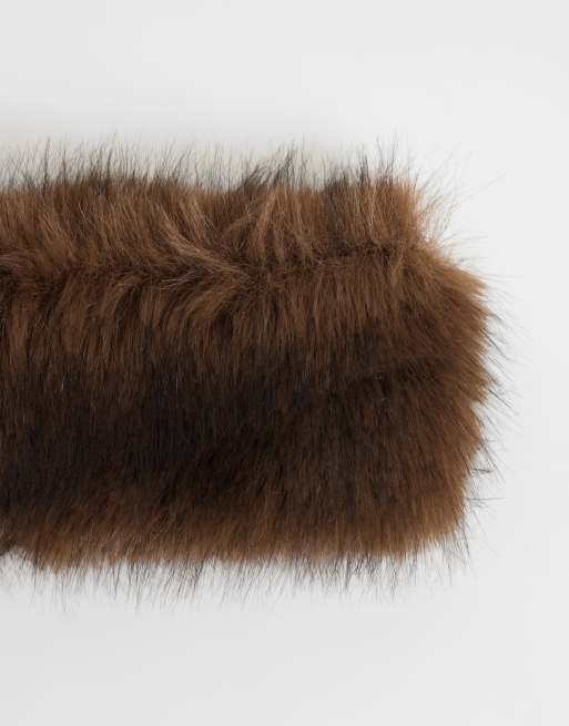 Reclaimed Vintage haarband in chocoladebruin faux-fur, 3 van 3