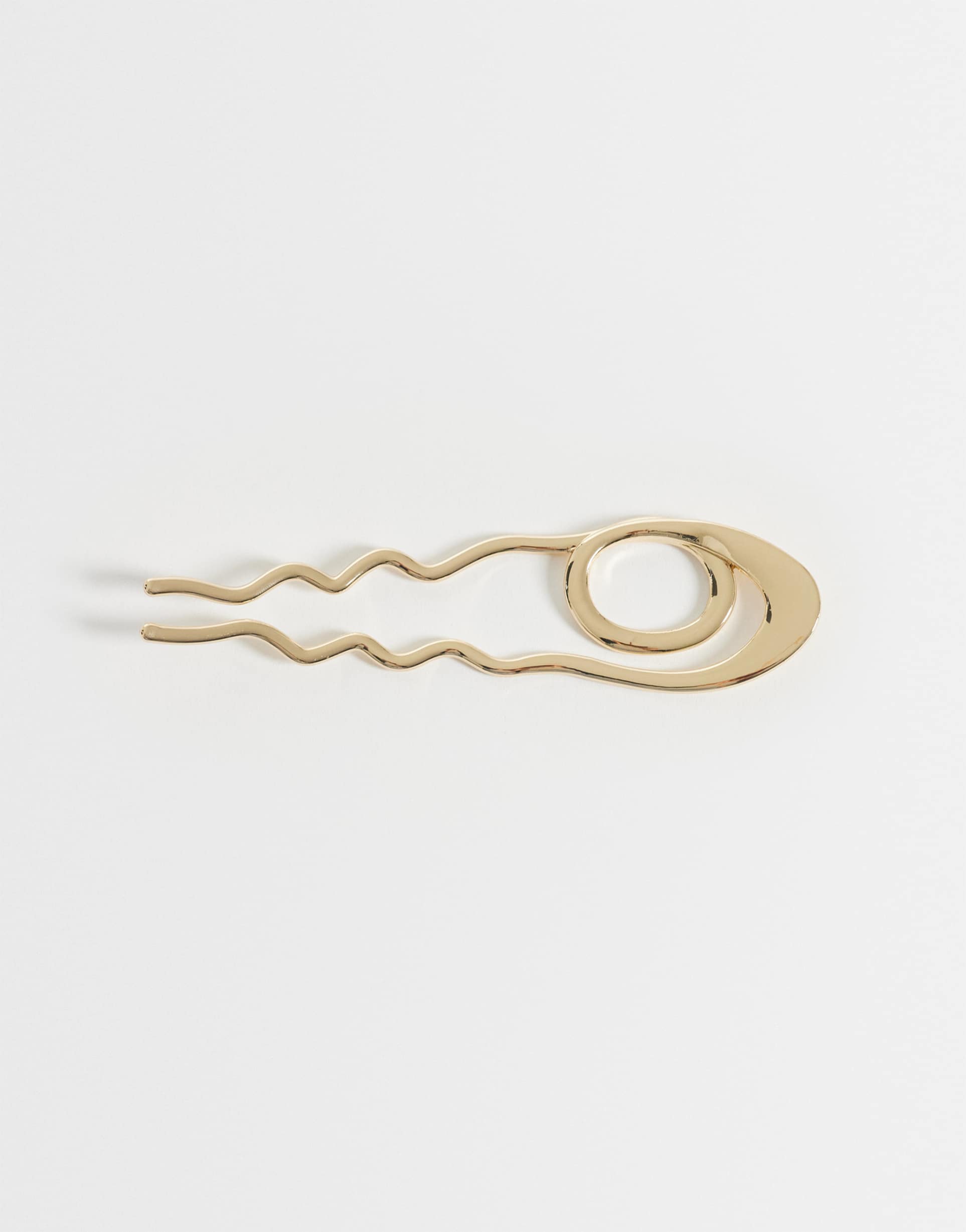 reclaimed vintage hair pin with twist detail in gold tone