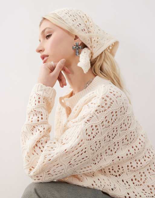 Reclaimed Vintage – Häkelstrick-Set mit kastiger Strickjacke und Kopftuch in Creme, 2 von 4