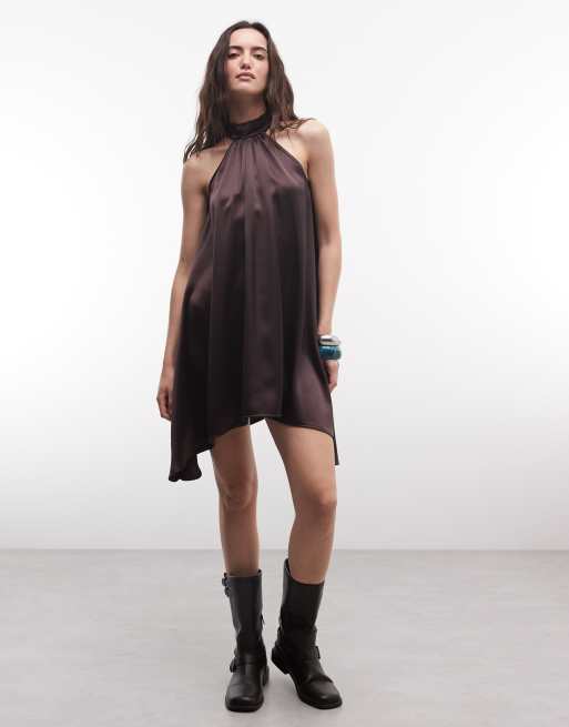 halter neck dress vintage Unique Plus Size 1960s Black Criss Cross Penelope Wiggl fully lined 100% polyester Hand wash separately Myah is 5ft 9 and wears a size UK 14 Reclaimed Vintage halter neck satin
