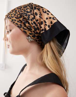 RECLAIMED VINTAGE HEADSCARF 